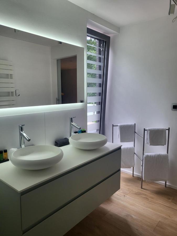 Table Et Chambre Particuliere Μον Εξωτερικό φωτογραφία